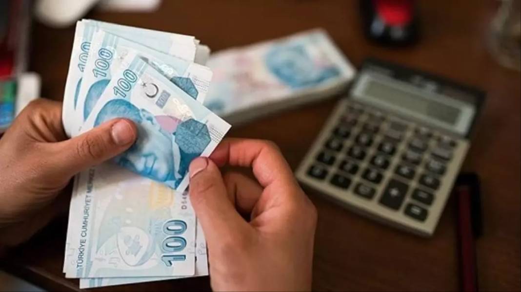 RESMEN BAŞLADI | Bayram öncesi sadece emekliye özel 44.000 TL 5